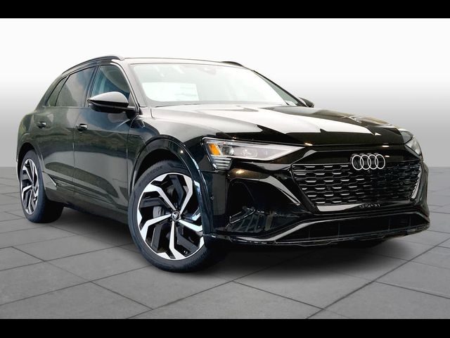 2024 Audi Q8 e-tron Premium Plus