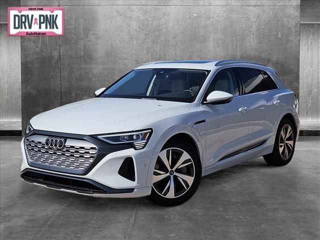 2024 Audi Q8 e-tron Premium Plus