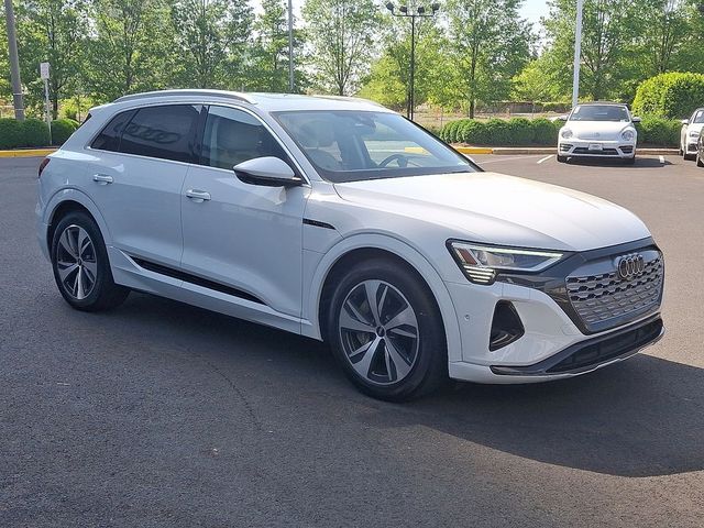 2024 Audi Q8 e-tron Premium Plus