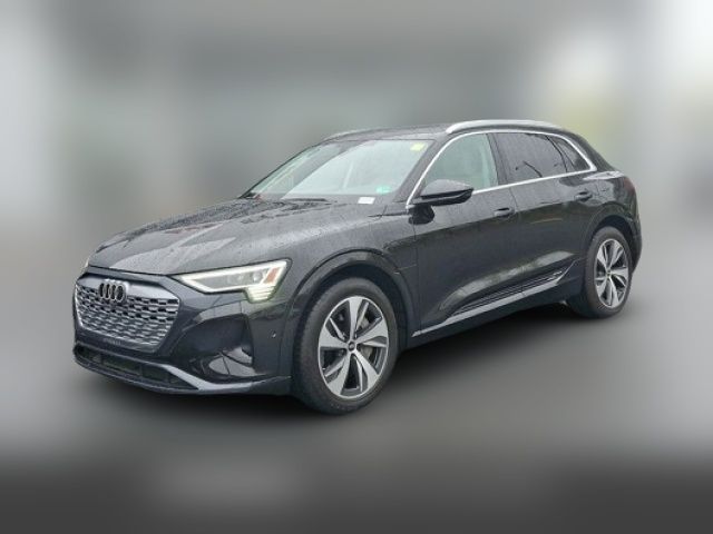 2024 Audi Q8 e-tron Premium Plus