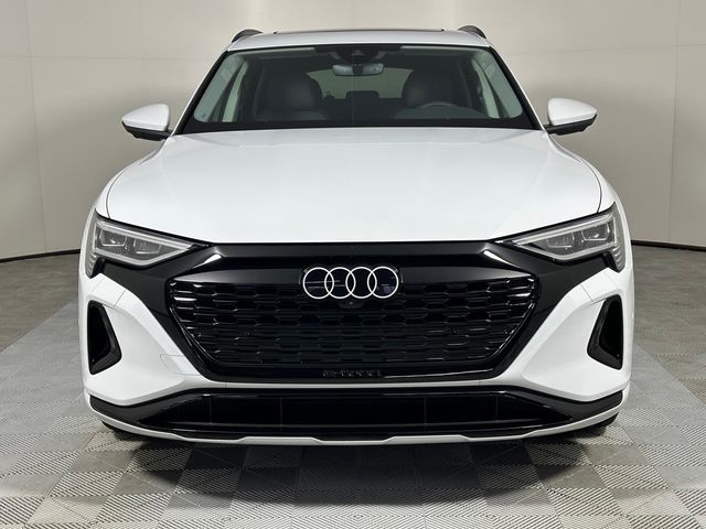 2024 Audi Q8 e-tron Premium Plus