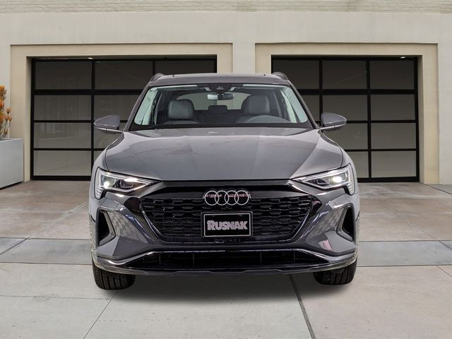 2024 Audi Q8 e-tron Premium Plus