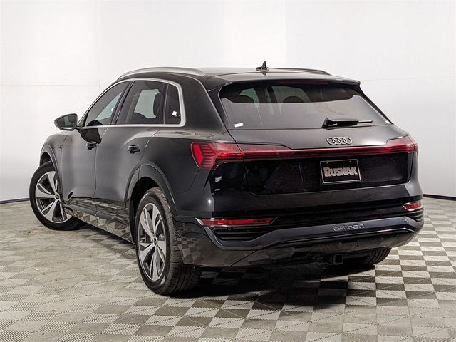 2024 Audi Q8 e-tron Premium Plus