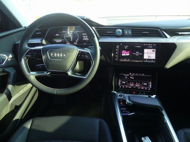 2024 Audi Q8 e-tron Premium Plus