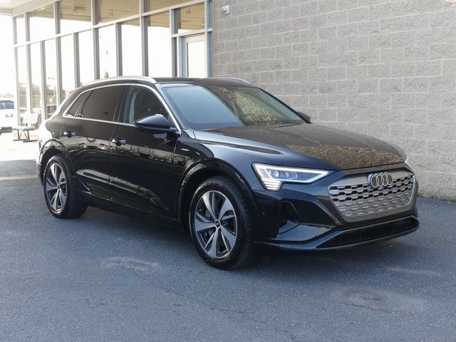 2024 Audi Q8 e-tron Premium Plus