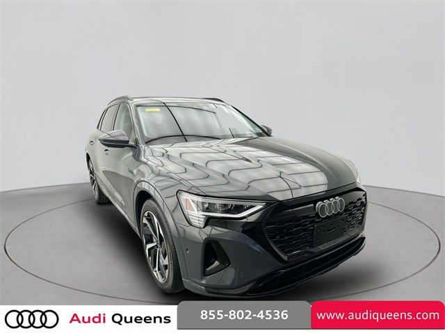 2024 Audi Q8 e-tron Premium Plus