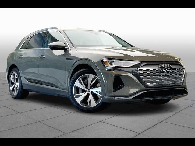 2024 Audi Q8 e-tron Premium Plus