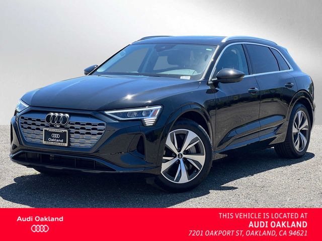 2024 Audi Q8 e-tron Premium Plus