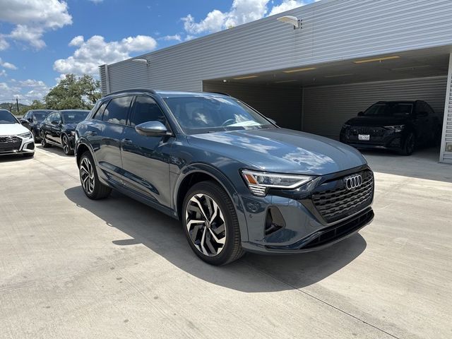 2024 Audi Q8 e-tron Premium Plus