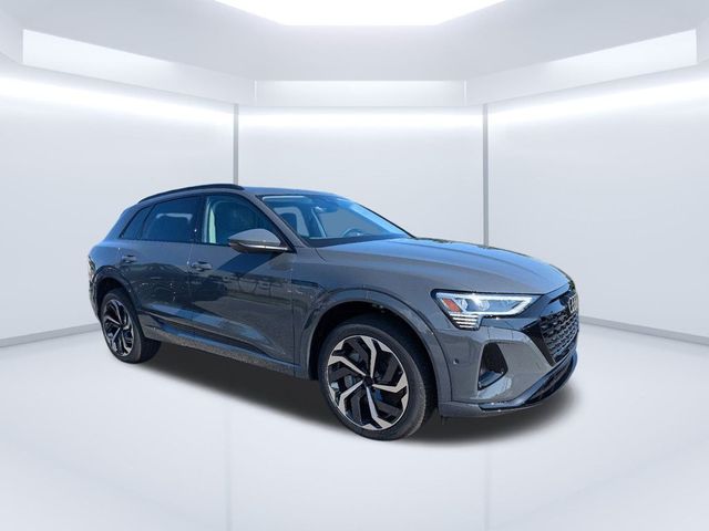 2024 Audi Q8 e-tron Premium Plus