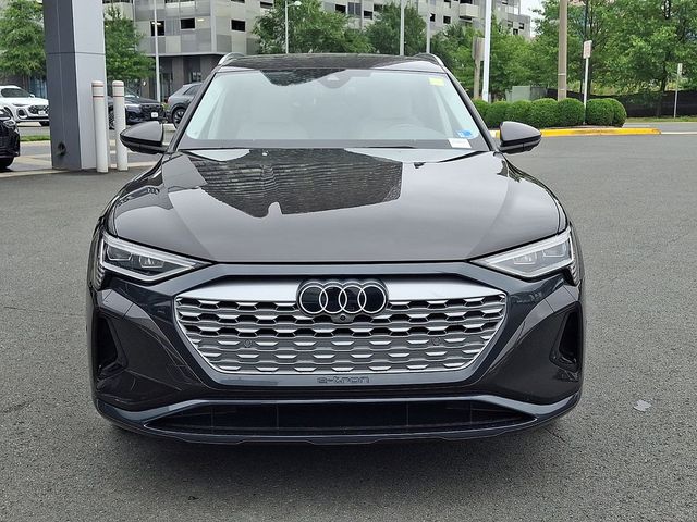 2024 Audi Q8 e-tron Premium Plus