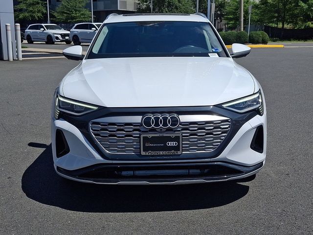 2024 Audi Q8 e-tron Premium Plus