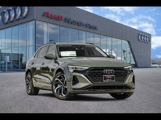 2024 Audi Q8 e-tron Premium Plus