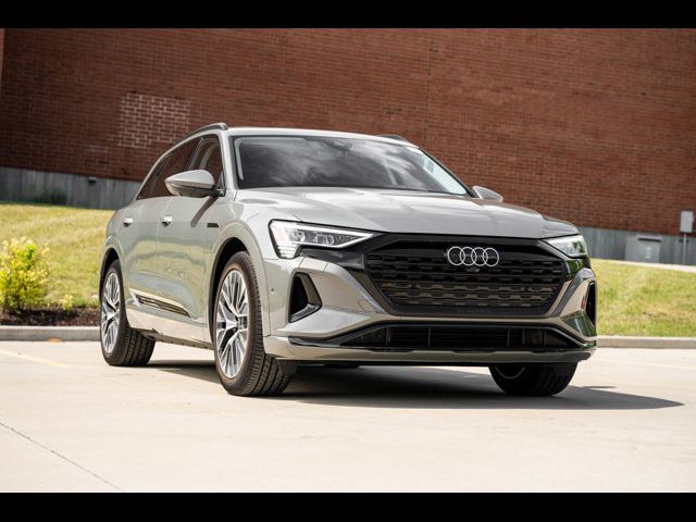 2024 Audi Q8 e-tron Premium Plus