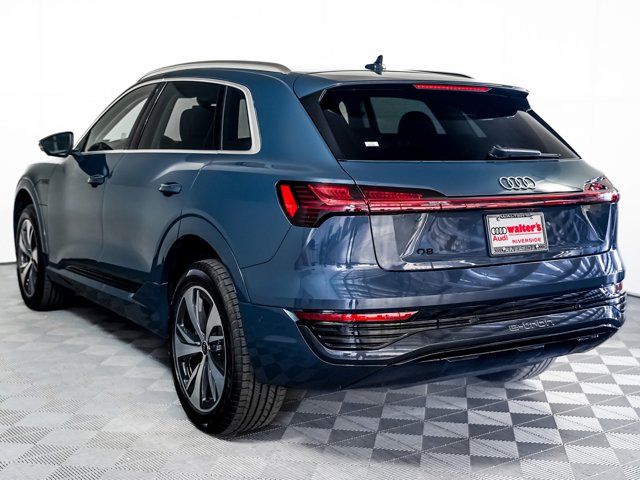 2024 Audi Q8 e-tron Premium Plus