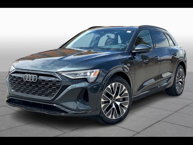 2024 Audi Q8 e-tron Premium Plus