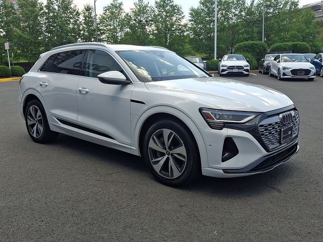 2024 Audi Q8 e-tron Premium Plus