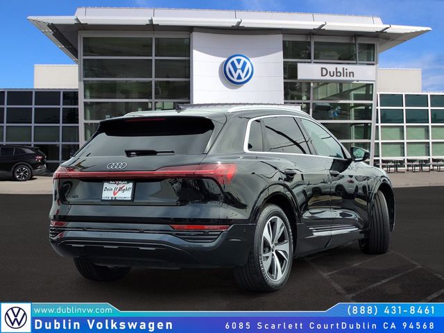 2024 Audi Q8 e-tron Premium Plus