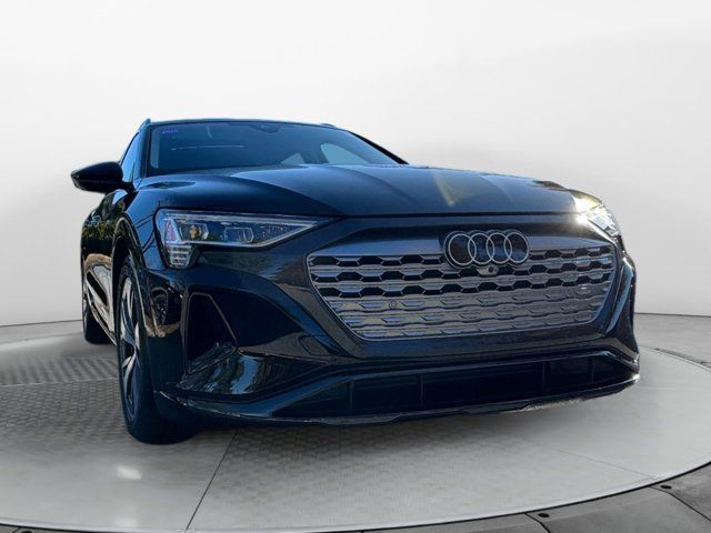 2024 Audi Q8 e-tron Premium Plus