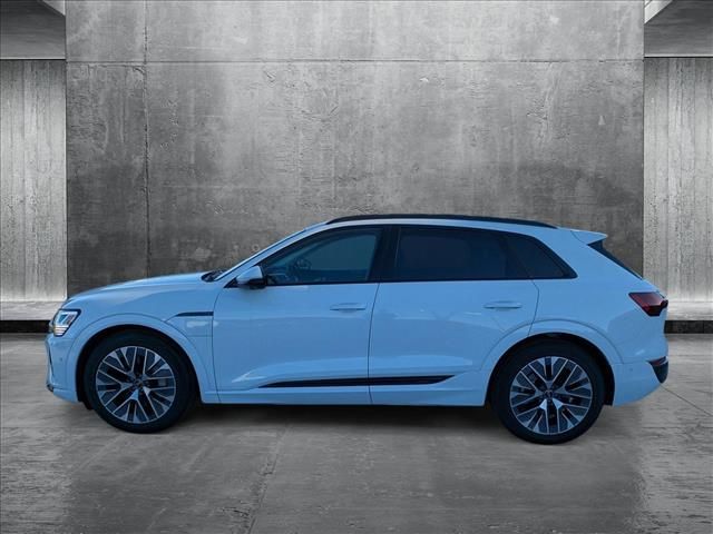 2024 Audi Q8 e-tron Premium Plus