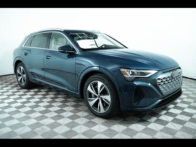 2024 Audi Q8 e-tron Premium Plus