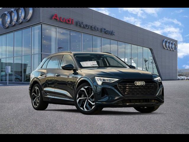 2024 Audi Q8 e-tron Premium Plus