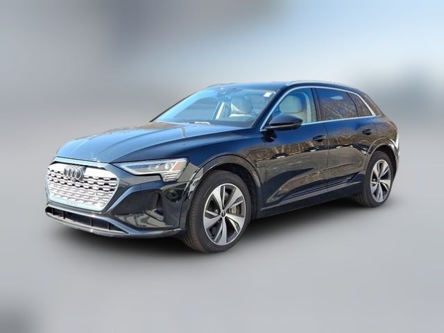 2024 Audi Q8 e-tron Premium Plus