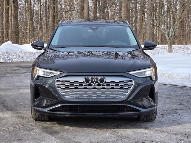 2024 Audi Q8 e-tron Premium Plus
