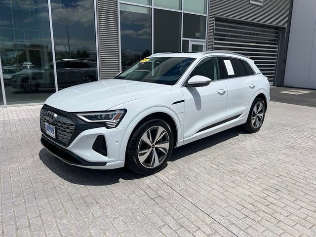 2024 Audi Q8 e-tron Premium Plus