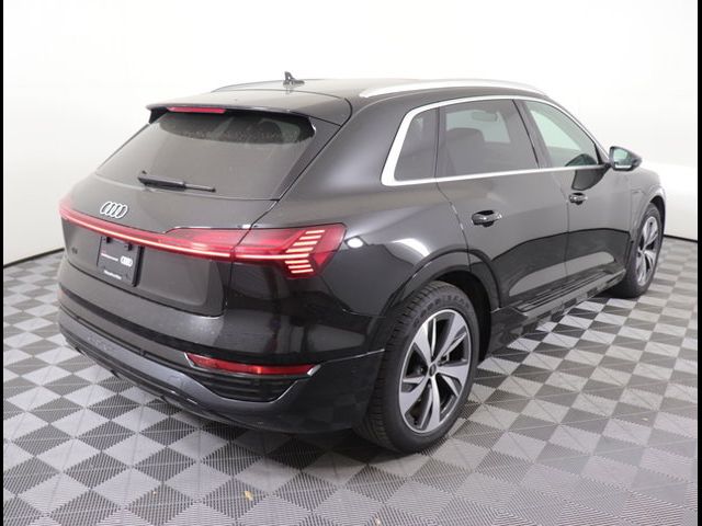 2024 Audi Q8 e-tron Premium Plus