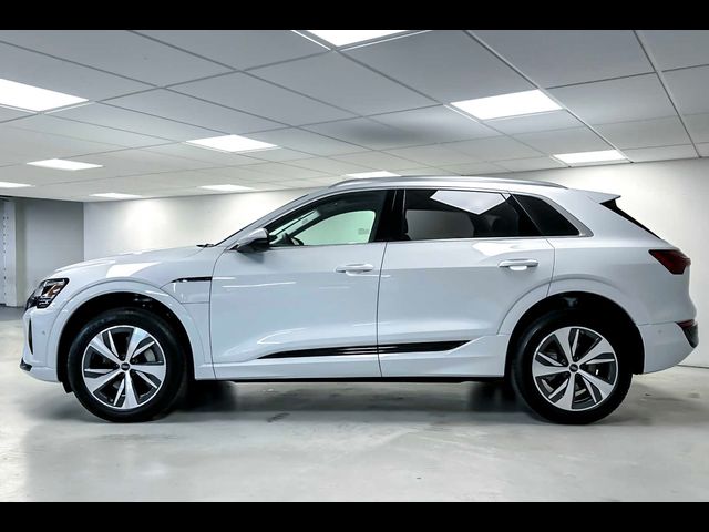 2024 Audi Q8 e-tron Premium Plus