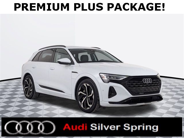 2024 Audi Q8 e-tron Premium Plus