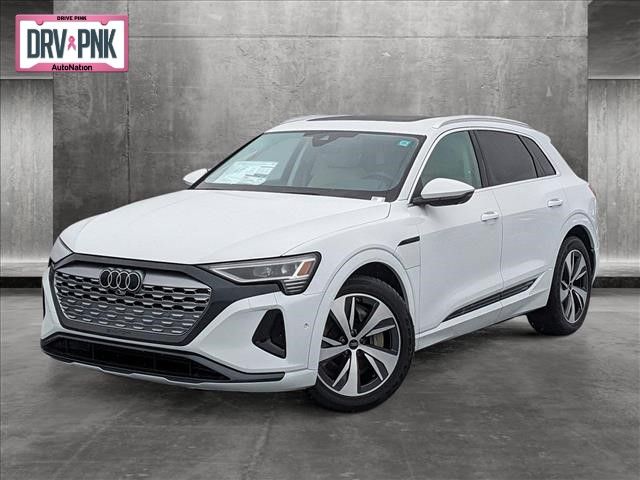 2024 Audi Q8 e-tron Premium Plus