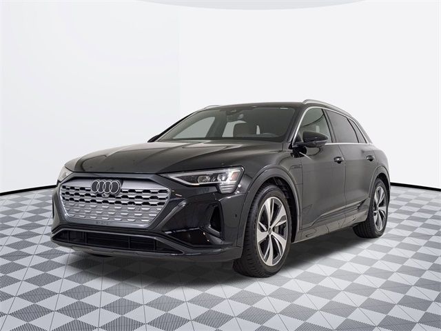 2024 Audi Q8 e-tron Premium Plus