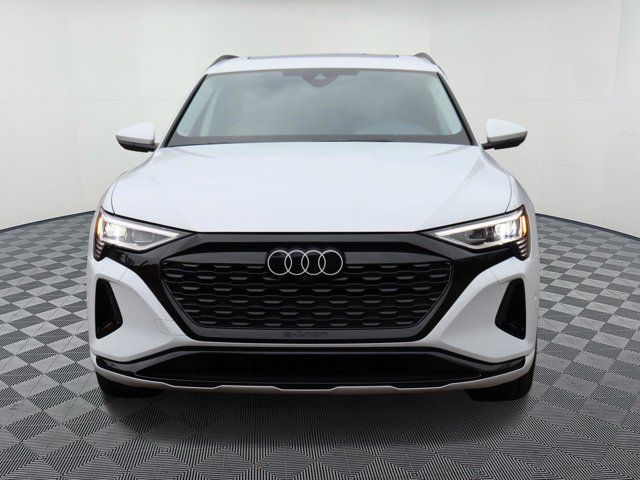 2024 Audi Q8 e-tron Premium Plus