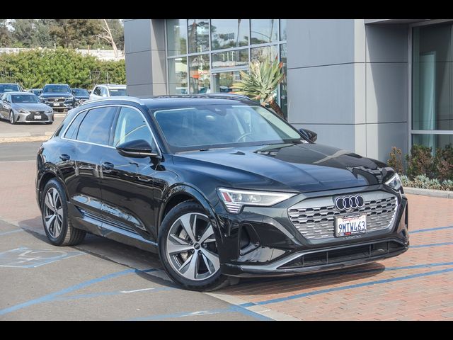 2024 Audi Q8 e-tron Premium Plus