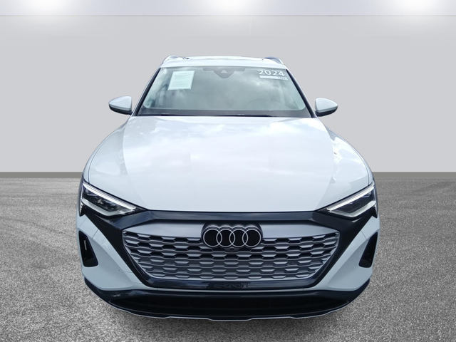 2024 Audi Q8 e-tron Premium Plus