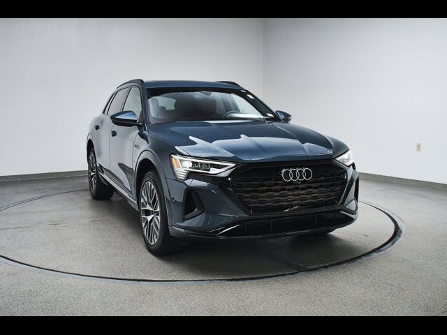 2024 Audi Q8 e-tron Premium Plus