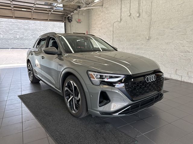 2024 Audi Q8 e-tron Premium Plus