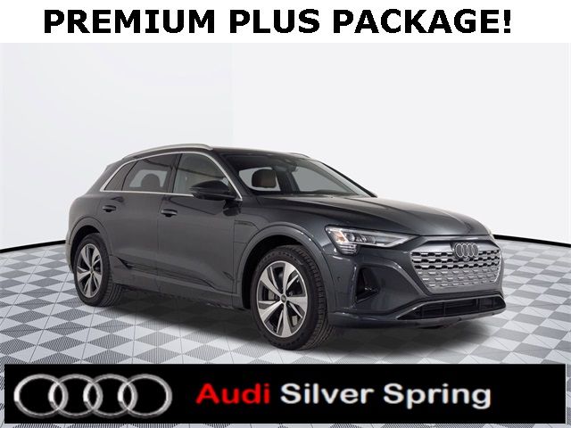 2024 Audi Q8 e-tron Premium Plus