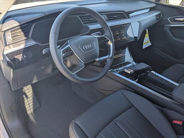 2024 Audi Q8 e-tron Premium Plus