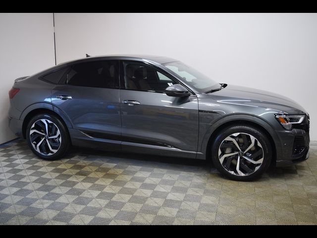 2024 Audi Q8 e-tron Sportback S line Premium Plus