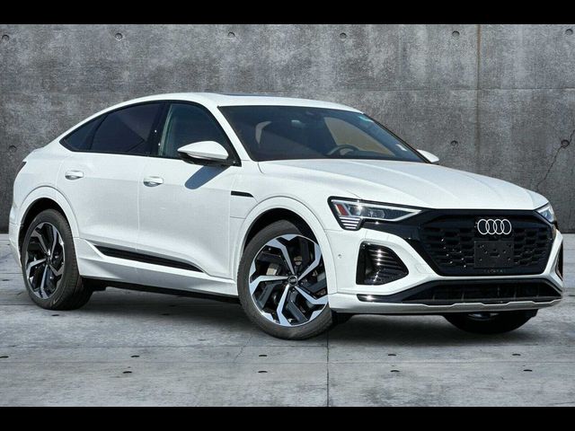 2024 Audi Q8 e-tron Sportback S line Premium Plus