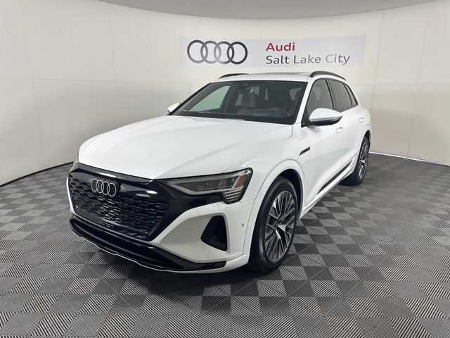 2024 Audi Q8 e-tron Prestige