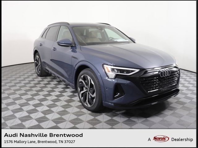 2024 Audi Q8 e-tron Prestige