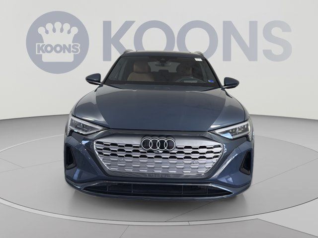 2024 Audi Q8 e-tron Prestige