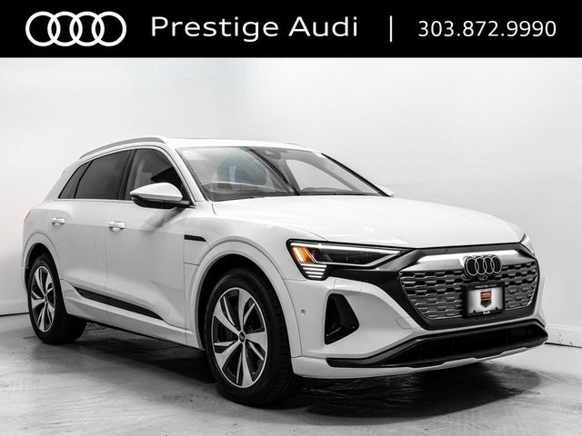 2024 Audi Q8 e-tron Prestige