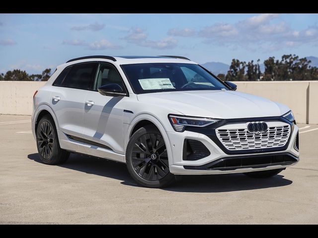 2024 Audi Q8 e-tron Prestige