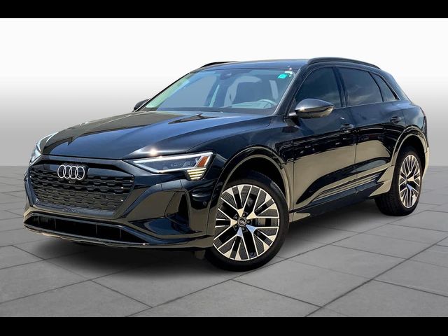 2024 Audi Q8 e-tron Prestige