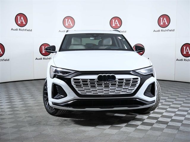 2024 Audi Q8 e-tron Prestige